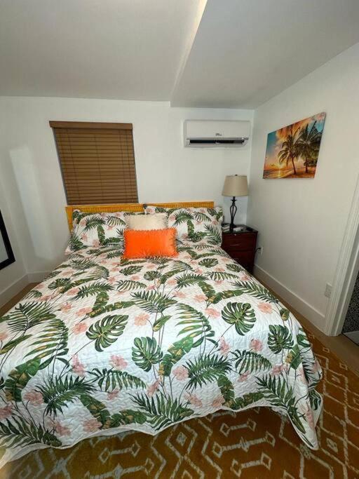 Апартаменти Sleeps 3, Casa Tropical In Маямі Екстер'єр фото